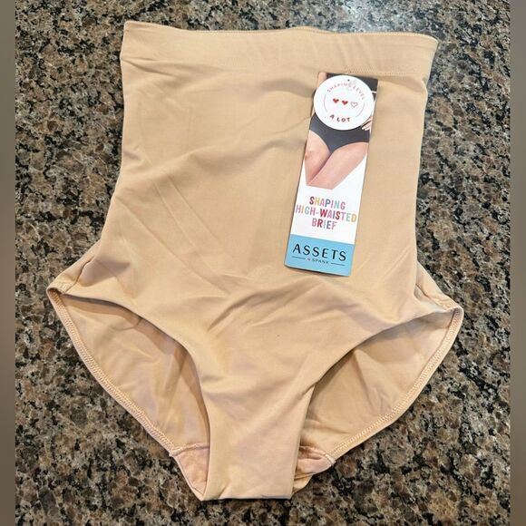 Assets by Spanx High Waisted Control Brief Nude Pure Beige Medium NWT - Picture 3 of 6